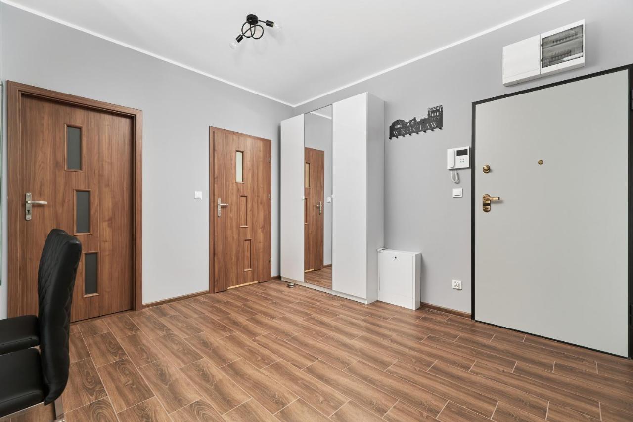 Apartments Wroclaw Jana Pawla II With Free Parking Wroclaw By Noclegi Renters Экстерьер фото
